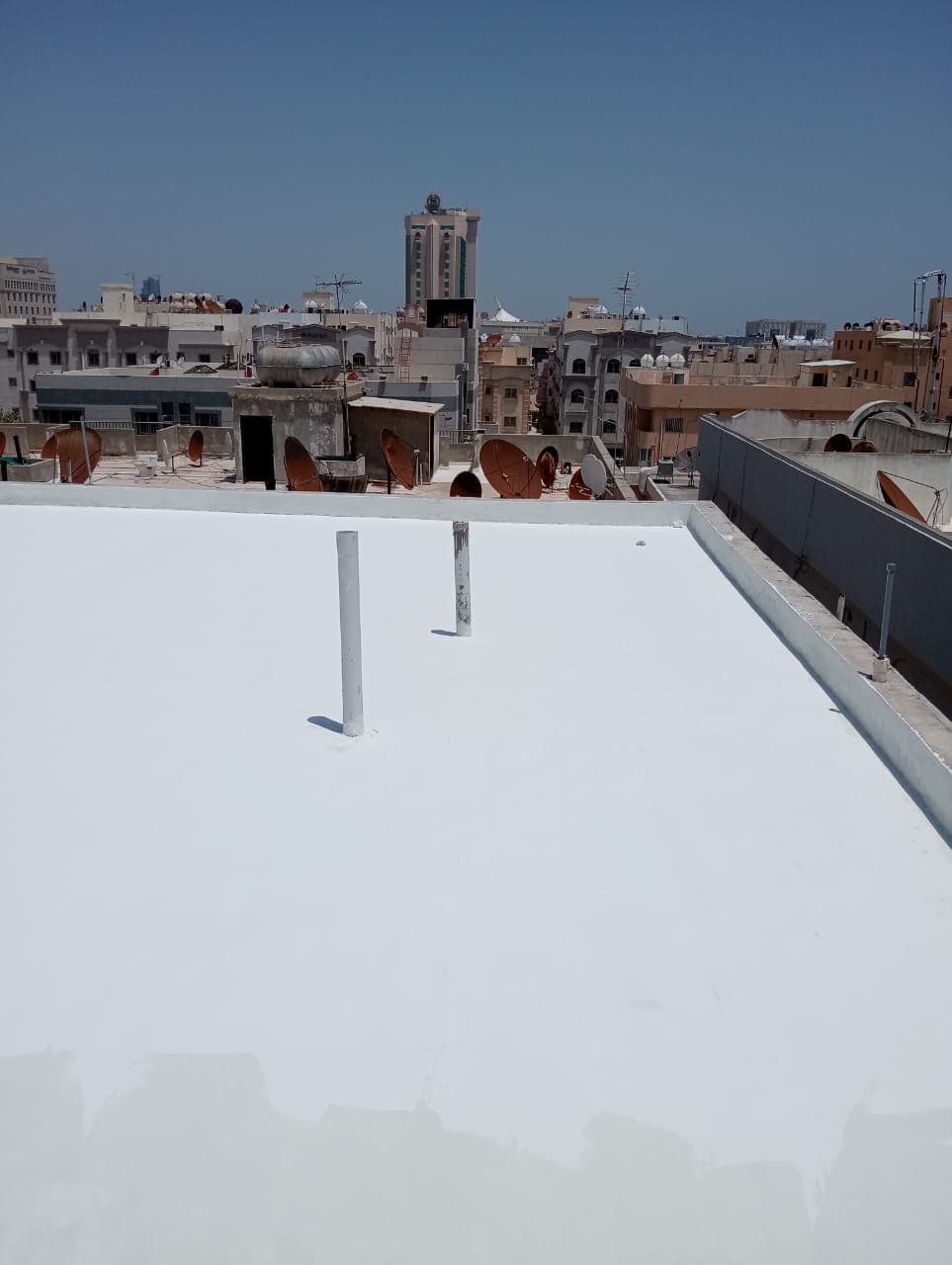 العزل المائي باستخدام دهانات الاكرليك